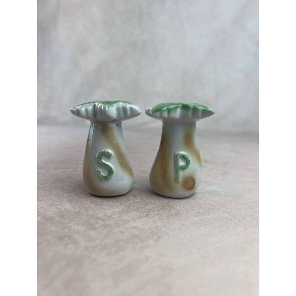 Vintage Palm Tree Salt and Pepper Shakers